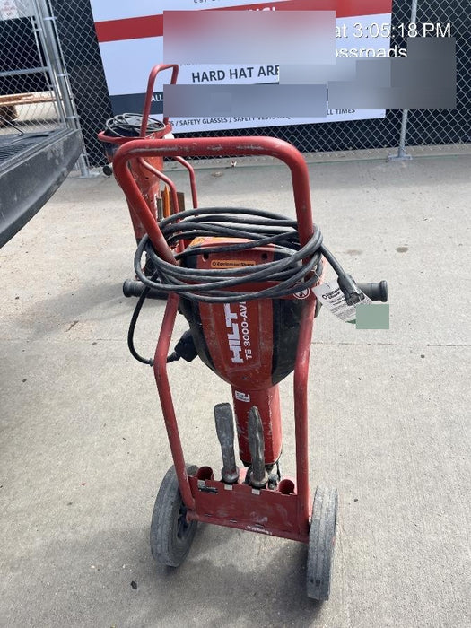 2020 HILTI TE 3000-AVR