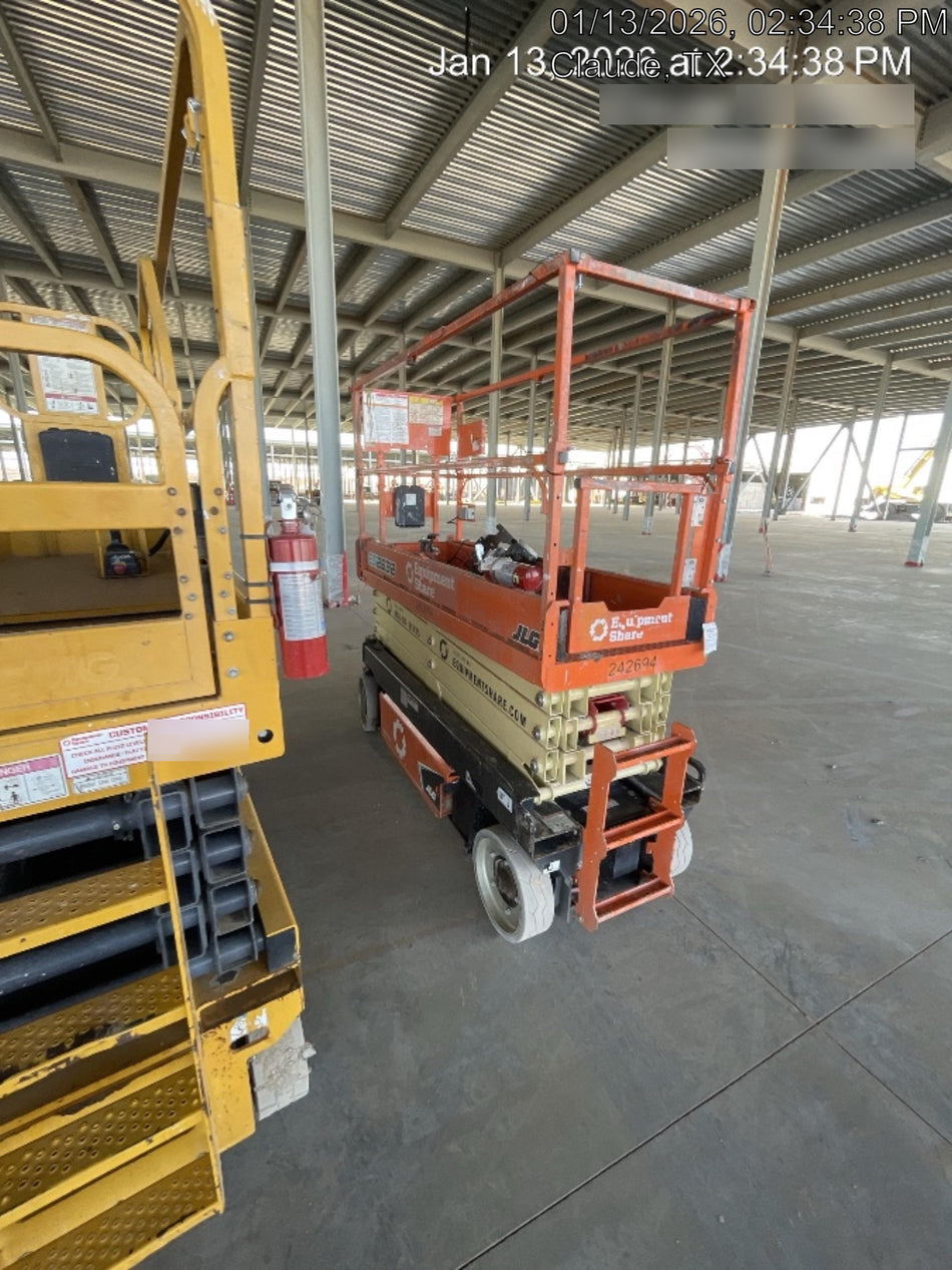 2022 JLG ES2632