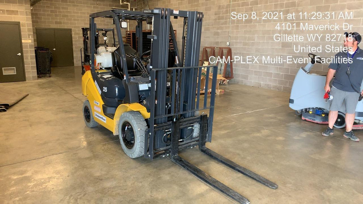 2021 KOMATSU FG25T-16