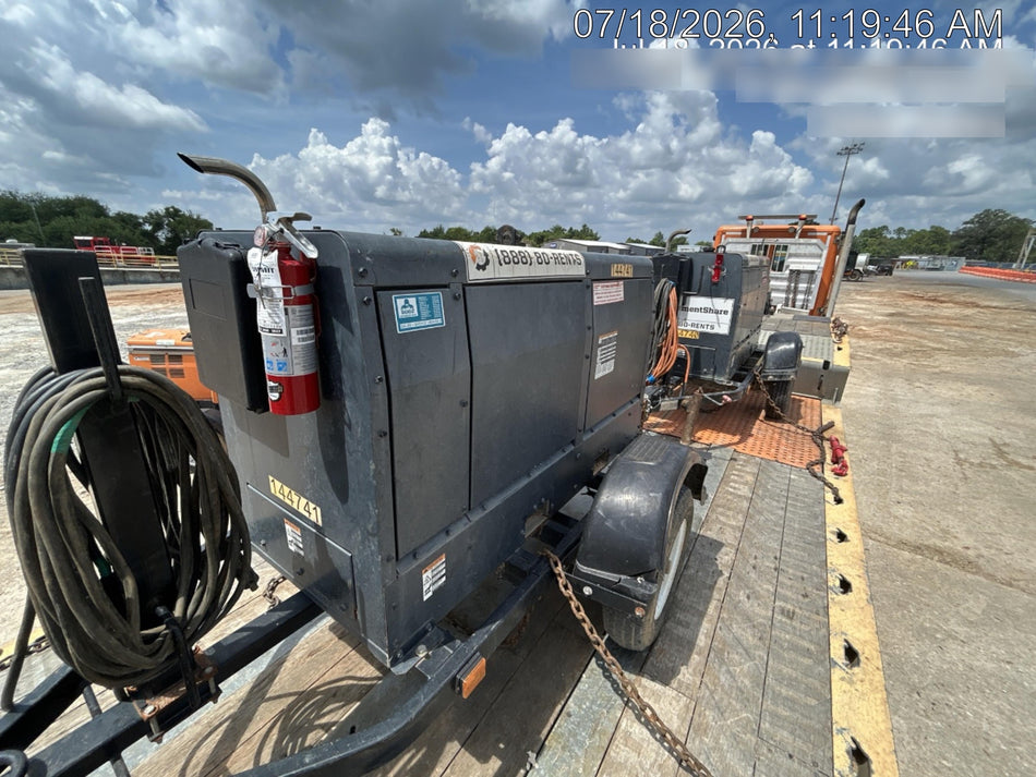 2021 Lincoln Electric Dual Maverick 200/200X Ready Pak 3 (includes trailer, cable rack, fender light kit)