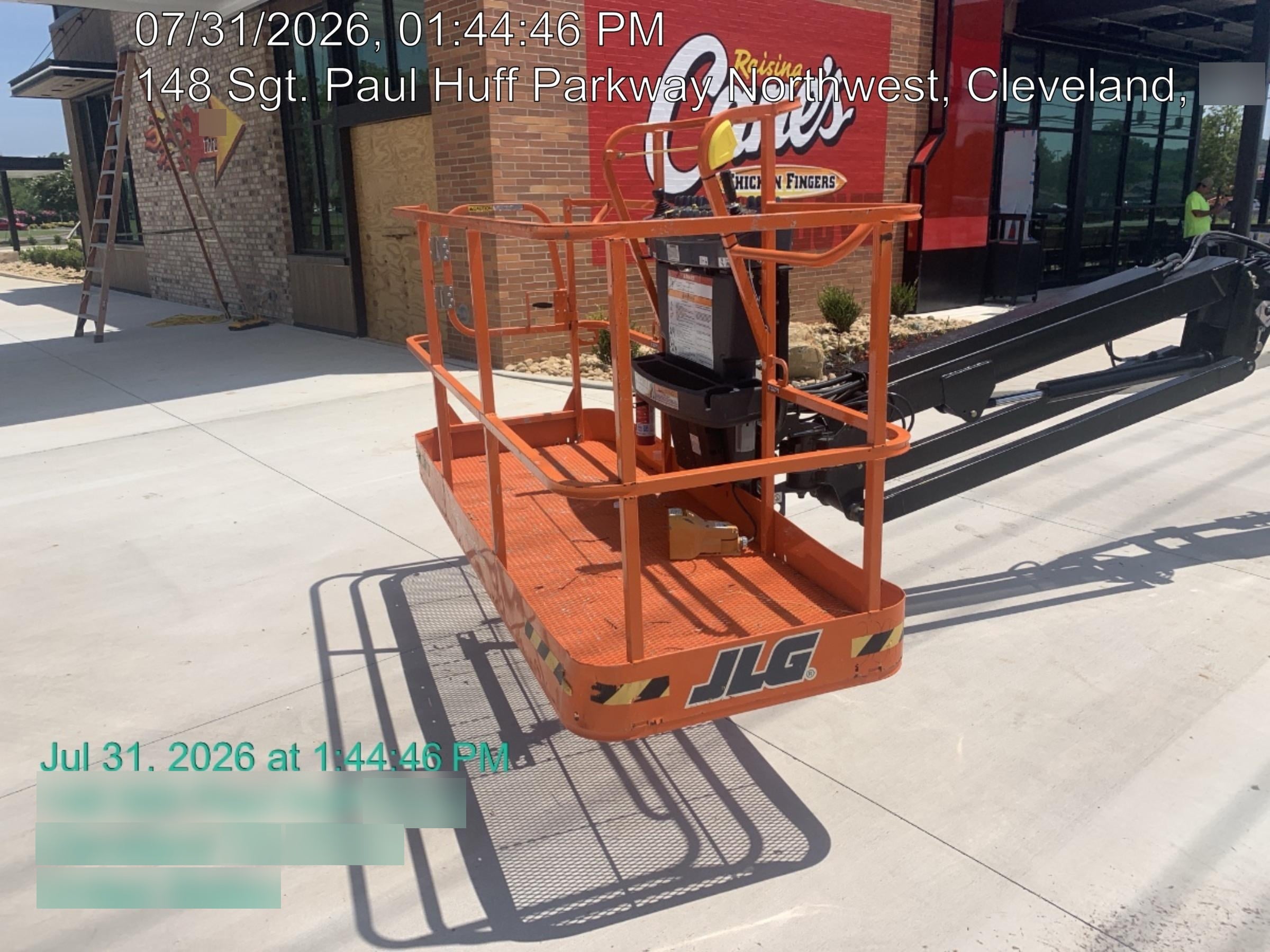 2025 JLG 660SJ