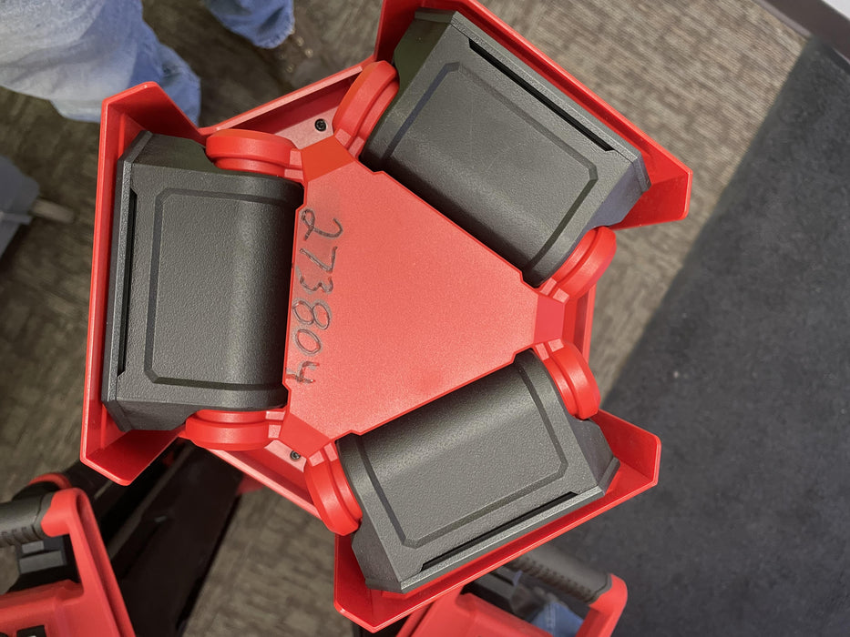 2022 MILWAUKEE 2136-20