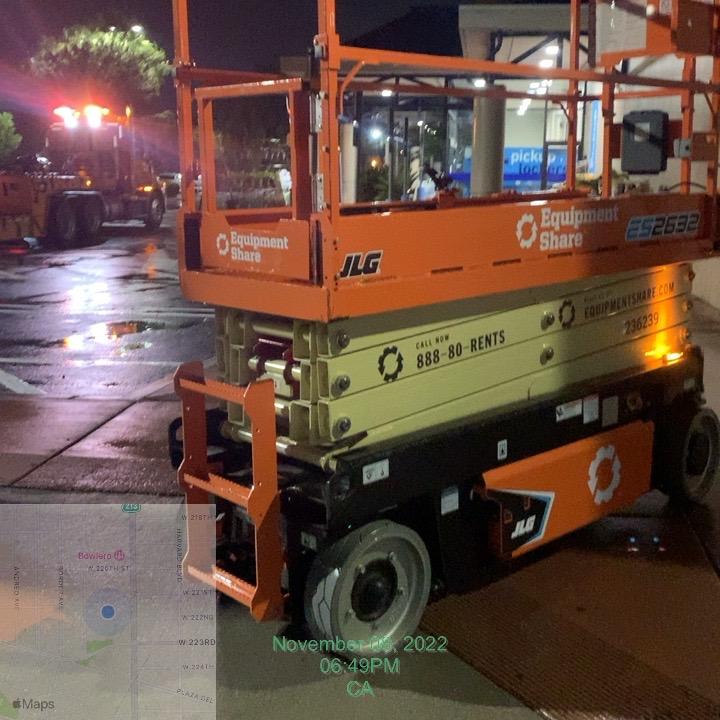 2022 JLG ES2632