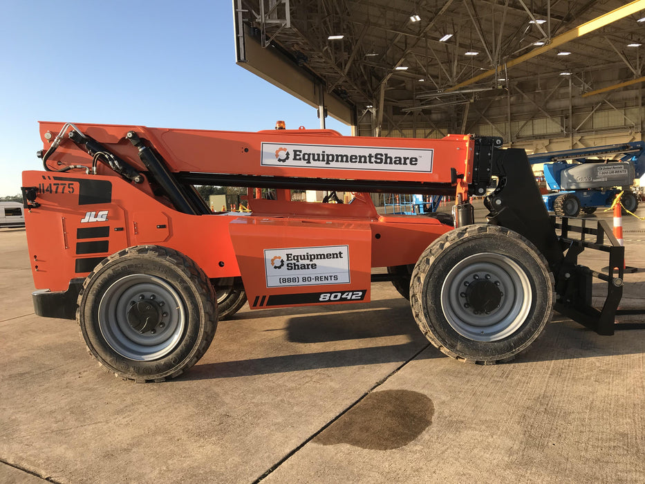 2020 Skytrak 8042 74 Hp, FF Tires, Work Lights, Beacon, Aux Hydraulics, Back up Alarm, Lifting Eye, ES Decals