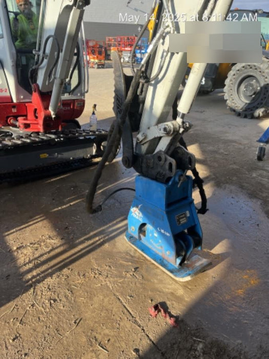 2022 OKADA 12" Plate Compactor - Mini Excavator
