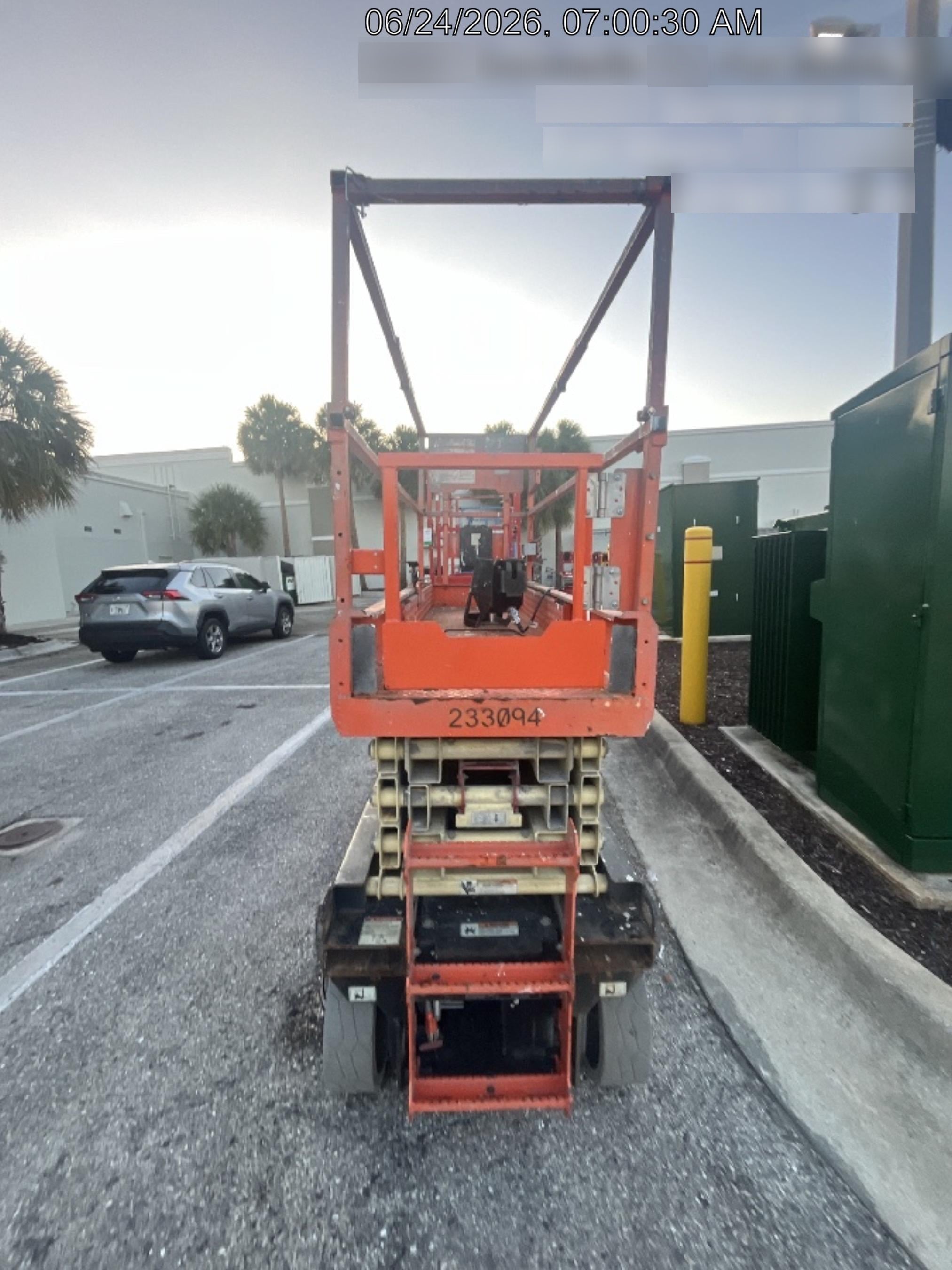 2022 JLG ES2632
