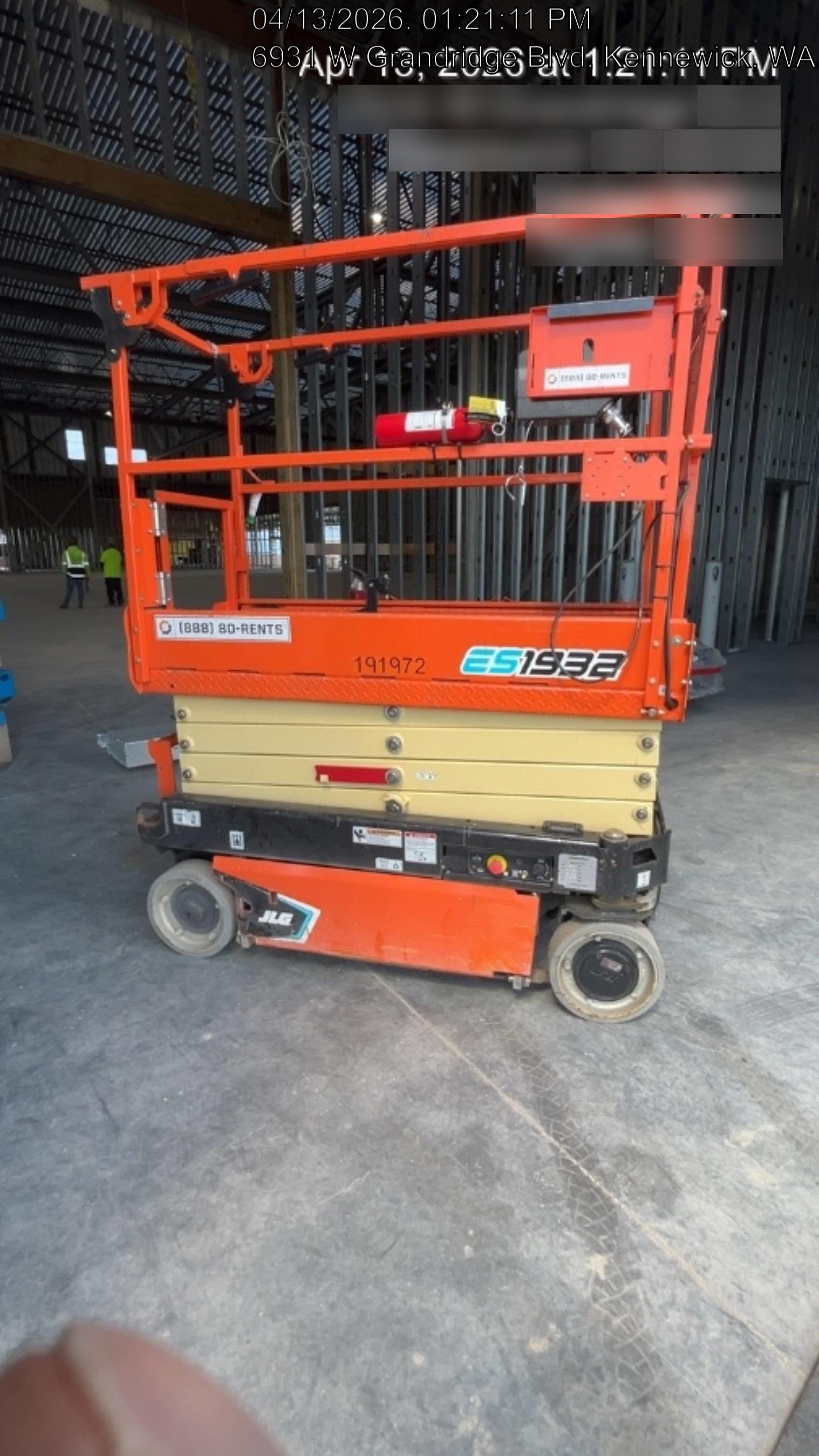 2021 JLG ES1932
