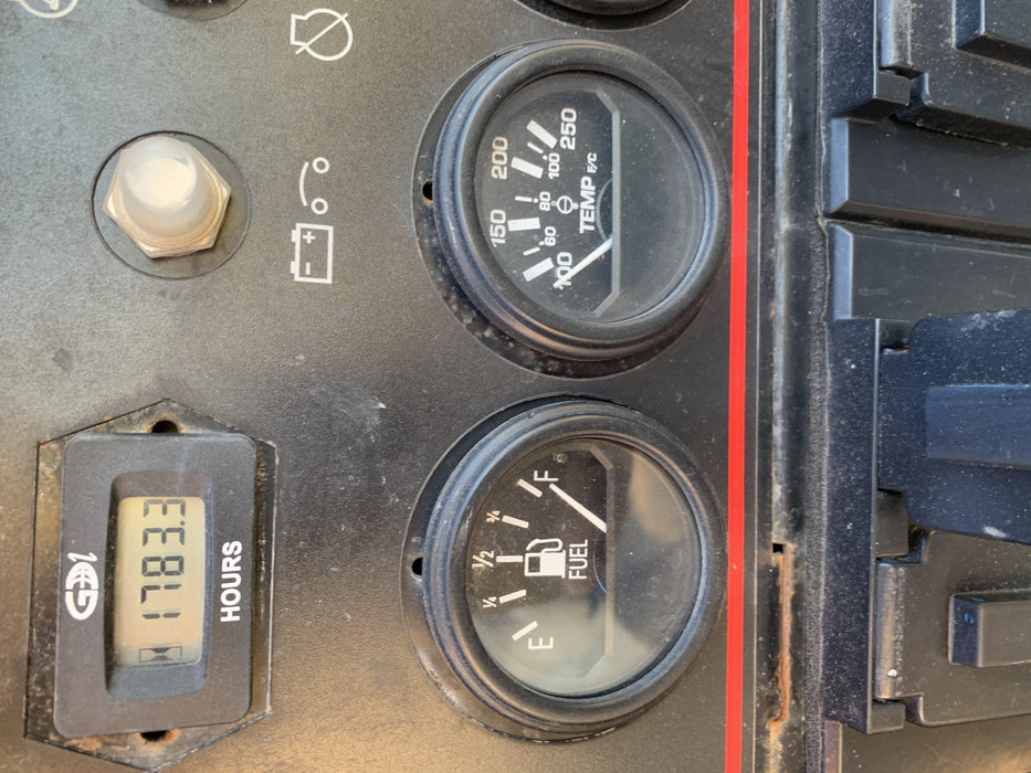 2018 Lincoln Electric Vantage 322 Lincoln Vantage 322 Welder Ready Pak 3 - Vantage 322, Trailer, Fender and light kit, Cable rack