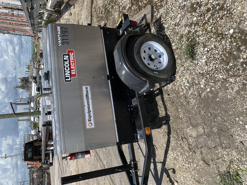 2019 Lincoln Electric Vantage 322 Welder Ready-Pak 3, Two wheel trailer, Fender and Light kit, Cable Rack