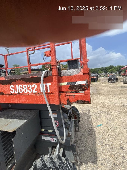 2017 SKYJACK SJ6832 RT