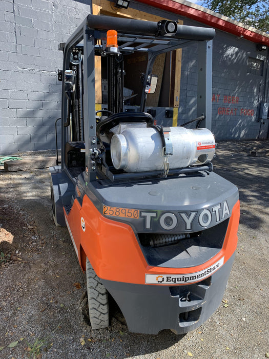 2022 TOYOTA 50-8FGU25