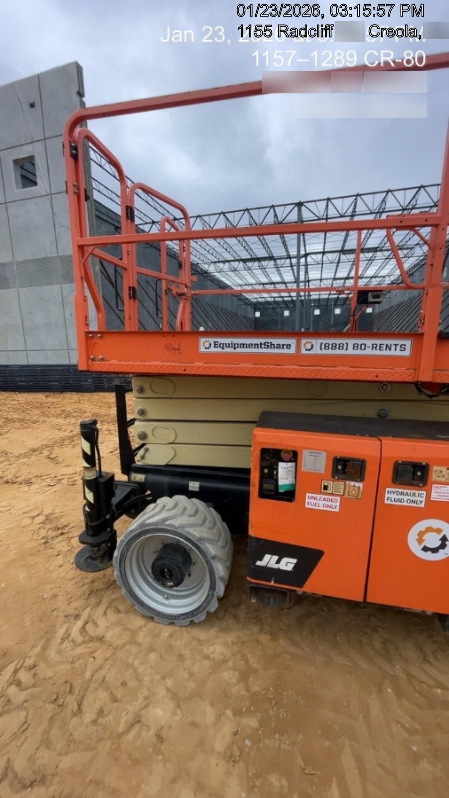 2021 JLG RT4069