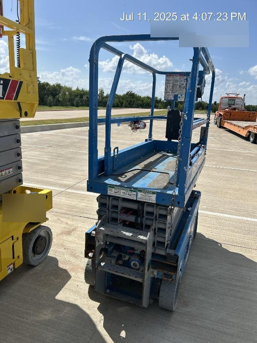 2019 Genie GS-1930 Fixed Rails with Chain Entry