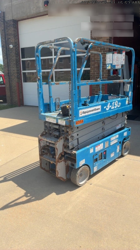 2017 GENIE GS-1930