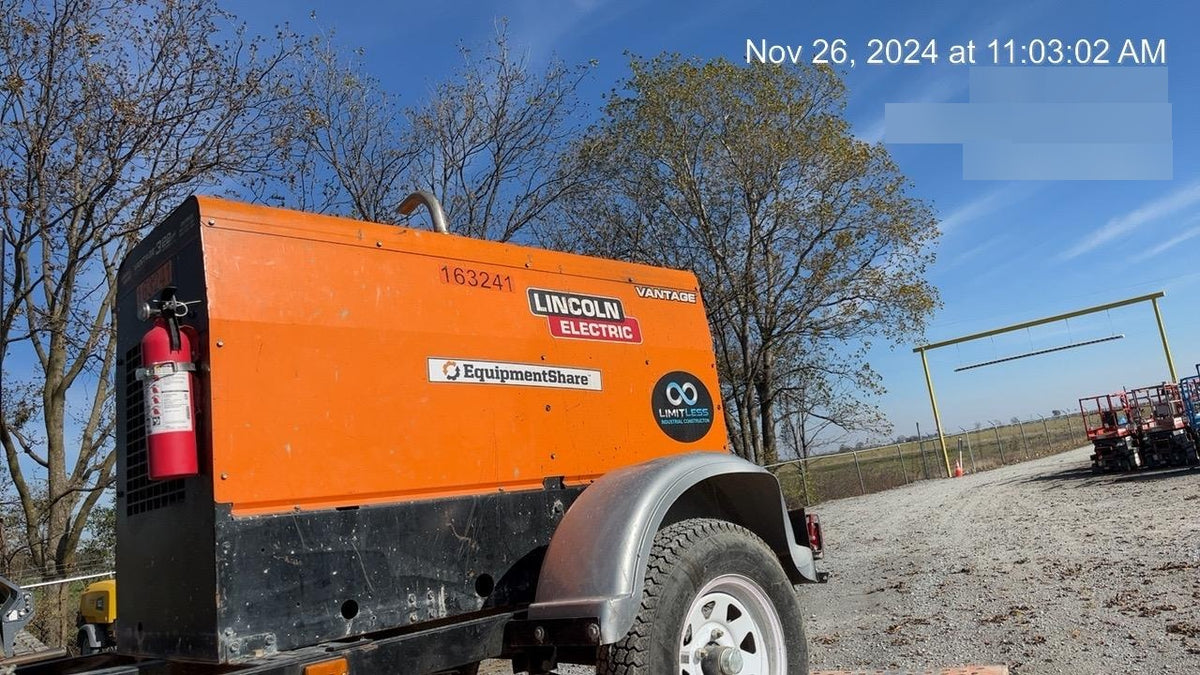 2021 Lincoln Electric Vantage 322 Vantage 322 Ready Pak 3 w/ Decals, ORANGE (includes trailer, cable rack, fender light kit) NO Telematics