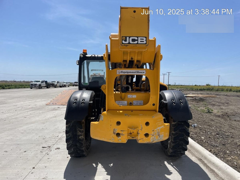 2023 JCB 510-56