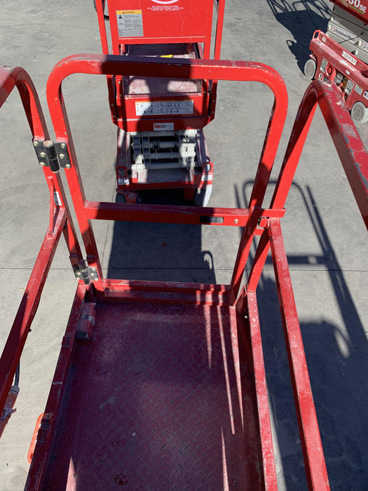 2020 MEC 1330SE Solid NM Tires, Steel Swing out Doors, LCS, Beacon, 900W Invertor