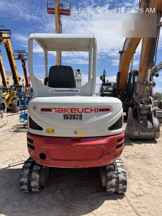 2021 TAKEUCHI TB235-2R