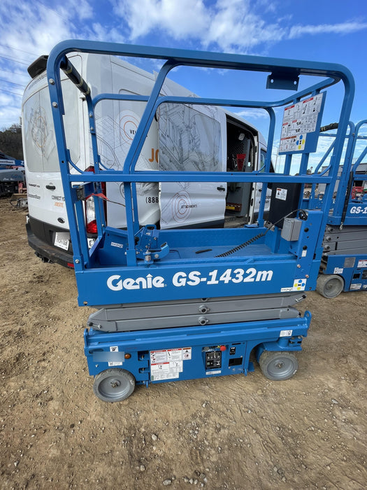 2022 GENIE GS-1432