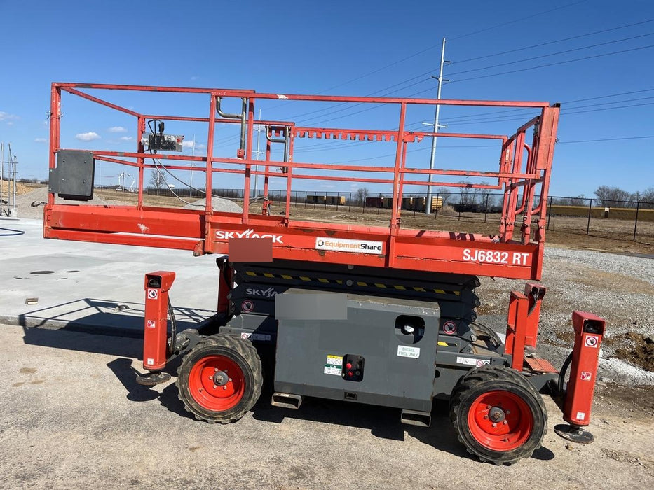 2018 SKYJACK SJ6832 RT