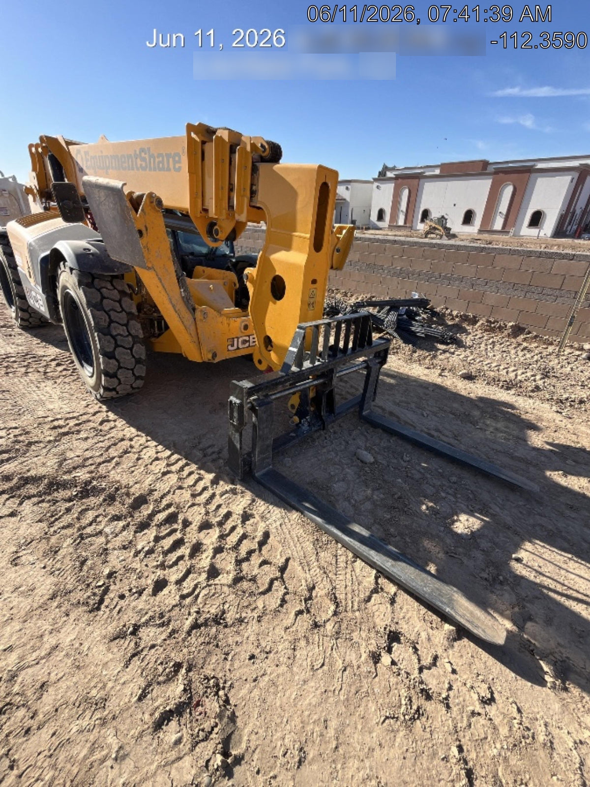 2025 JCB 512-56