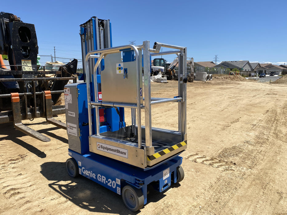 2021 GENIE GR-20