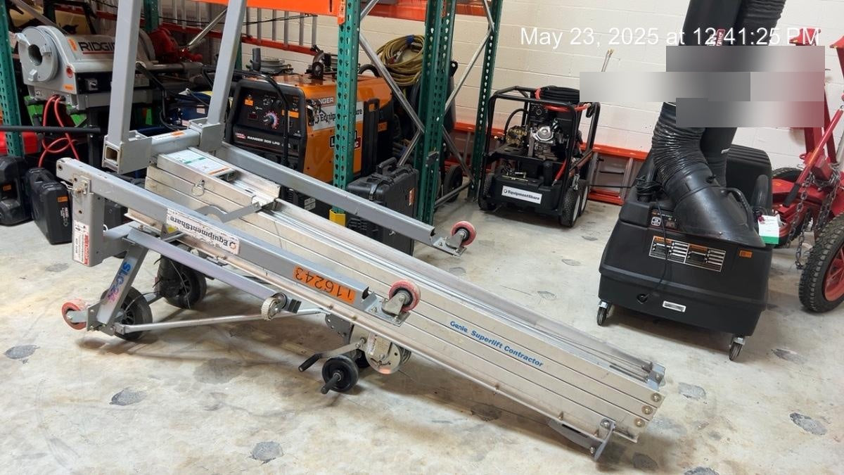 2020 GENIE SLC-24
