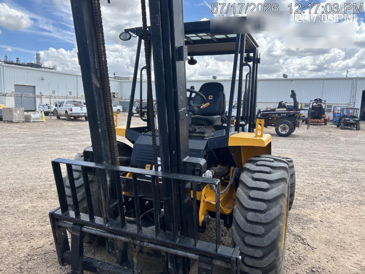 2023 JCB 930-4