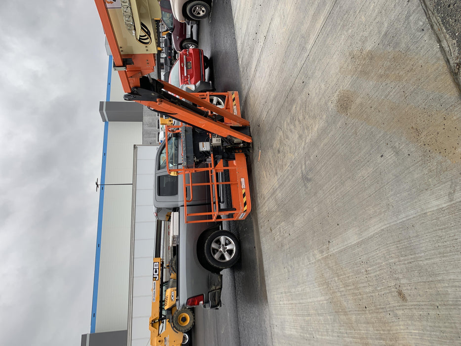 2020 JLG 860SJ