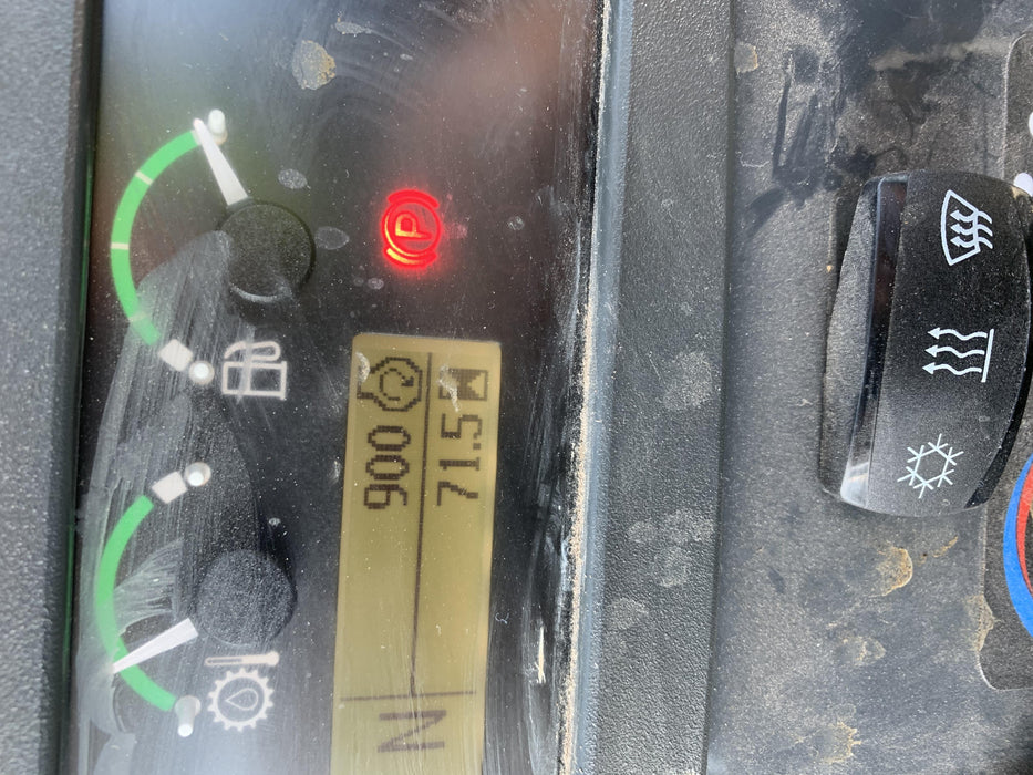 2019 John Deere 410L 4WD, CAB/HVAC, Standard Dipperstick, ISO Controls, Rear Aux Hydraulics, Manual QC w/1.5 Yd Bucket w/Forks, 24" Bucket