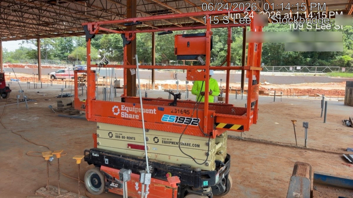 2022 JLG ES1932