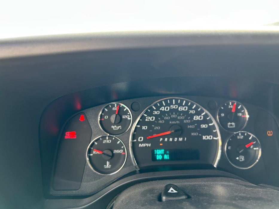 2025 CHEVROLET Express Van - Rental