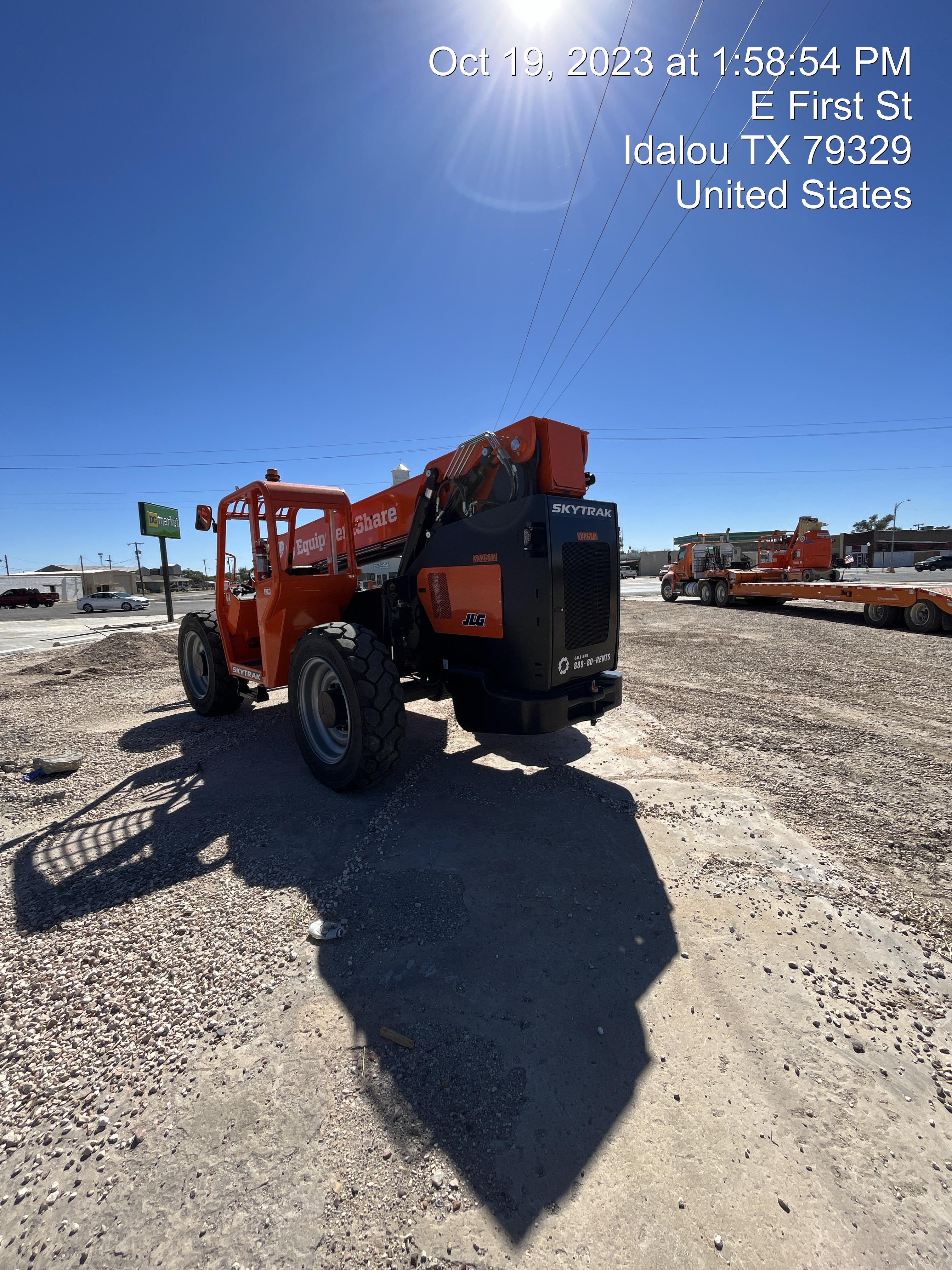 2023 SKYTRAK 8042