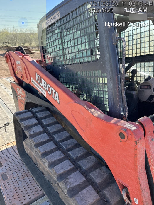 2019 Kubota SVL95-2SC Cab/Heat/Air, Standard Tracks, Standard Flow, Hydraulic QC 80" HD w/ Smooth Cutting Edge