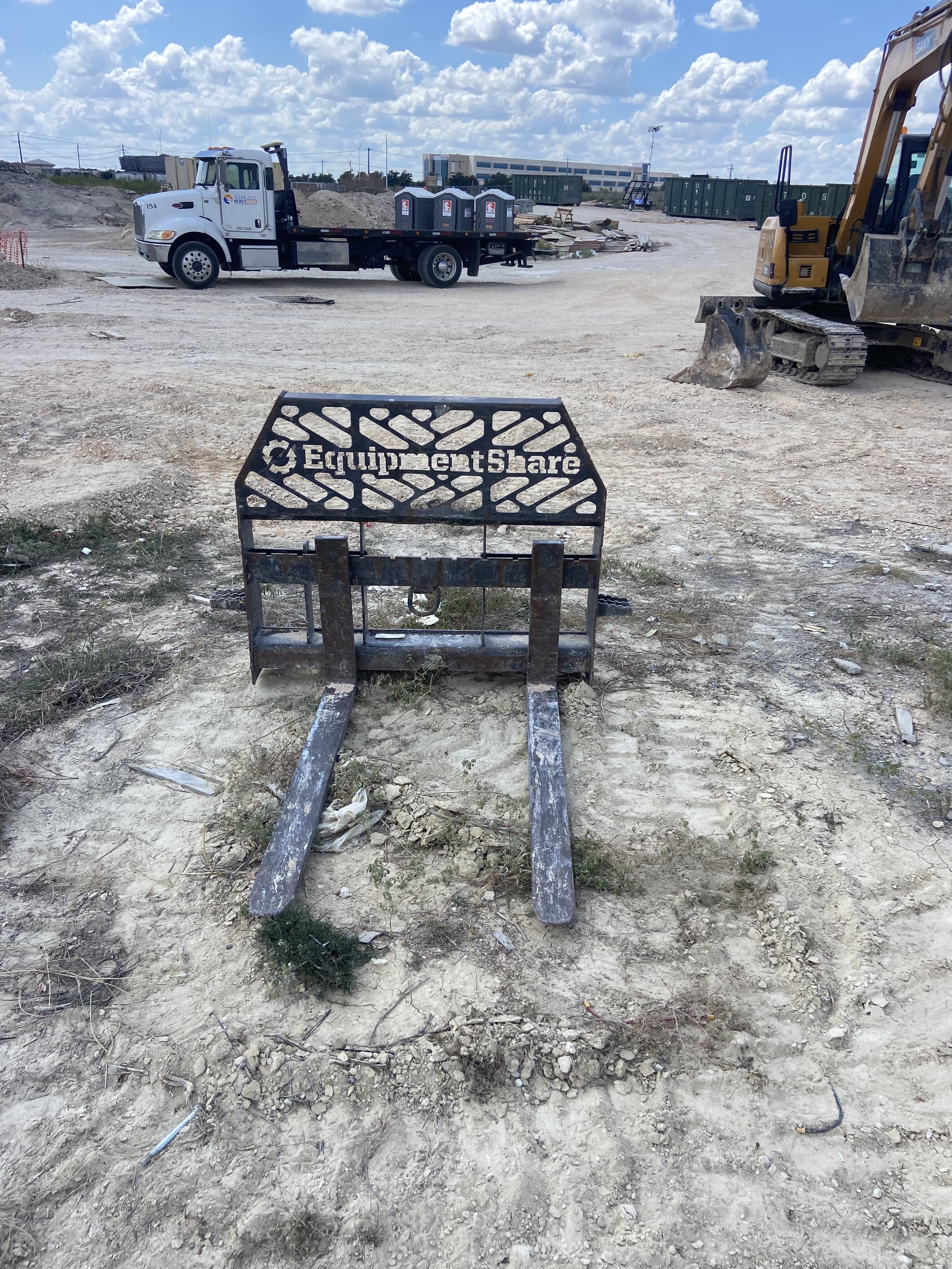 2020 PALADIN 48" Pallet Forks - Paladin