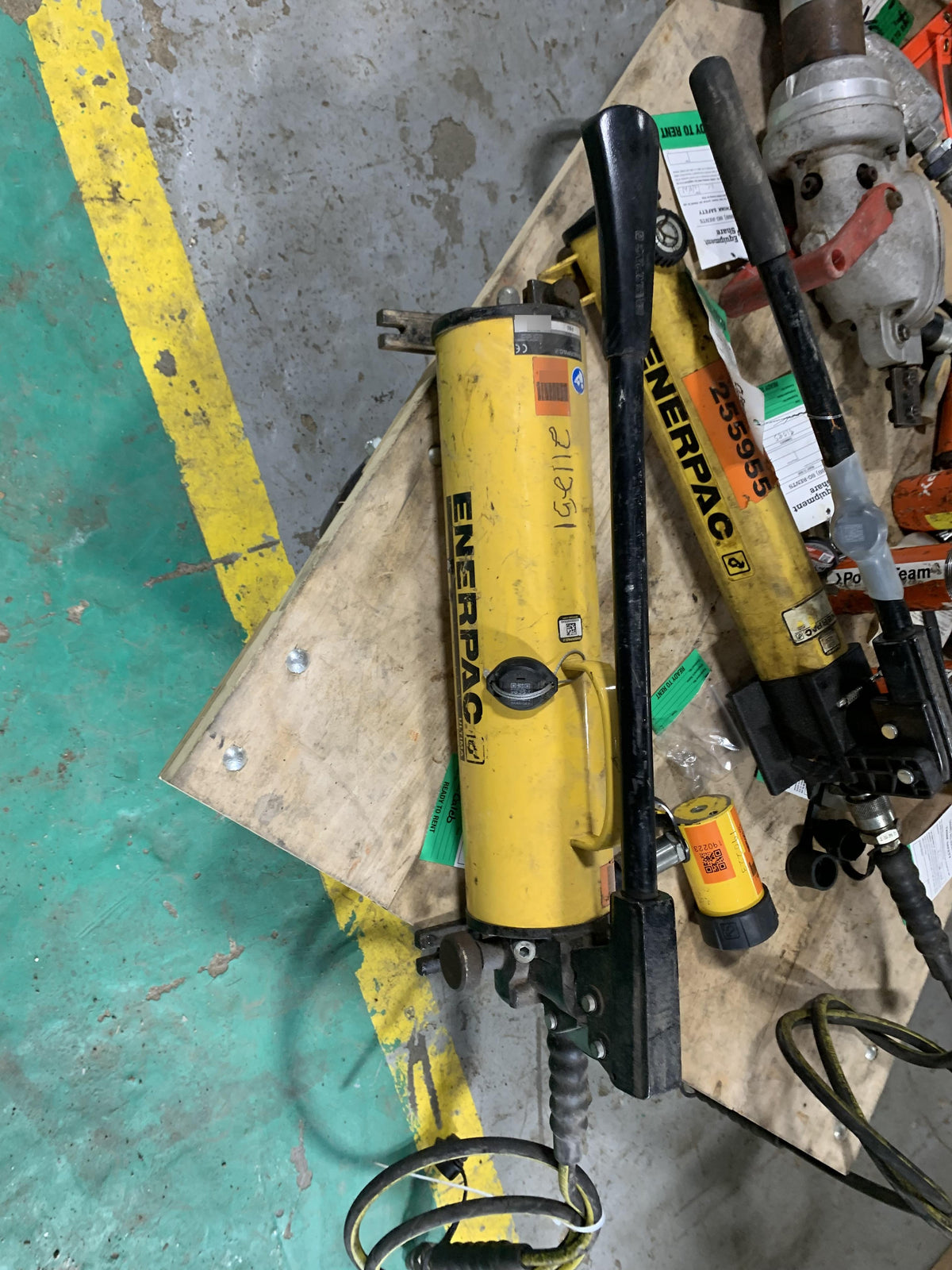 2022 ENERPAC P392