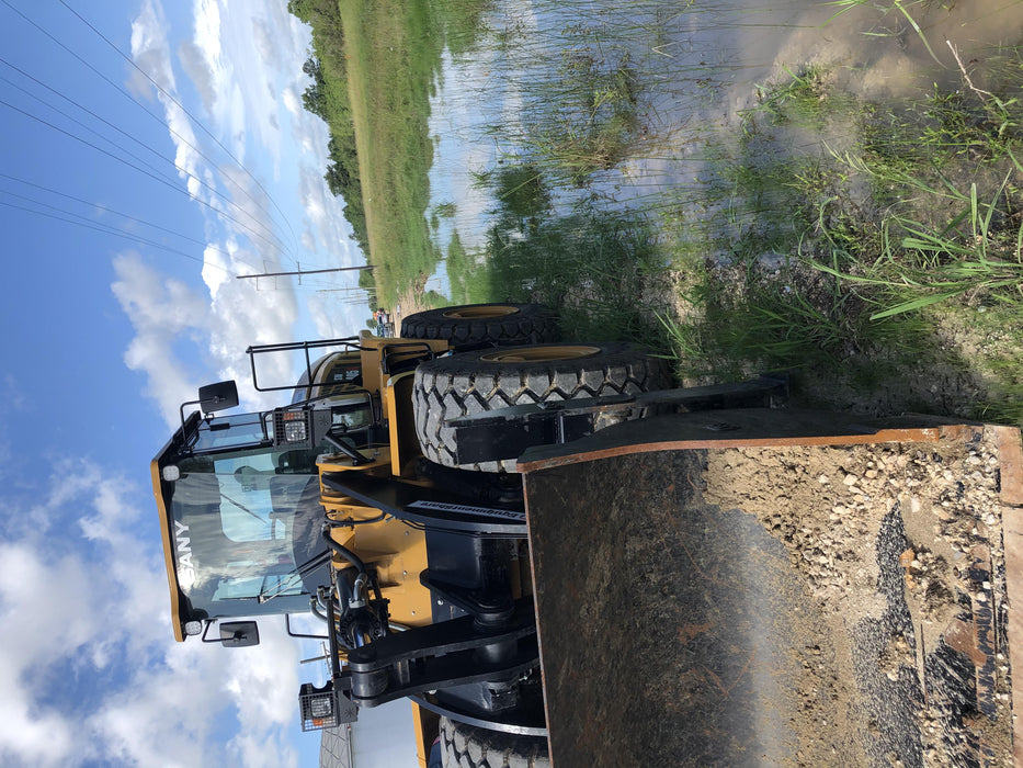 2019 Sany SW405K Standard, JRB Hydraulic QC, 4yrd Bucket, Standard Carriage, 72" Tines - SW405-00A