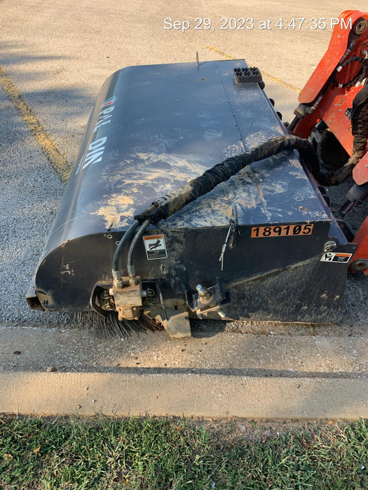 2021 PALADIN Sweepster SB72