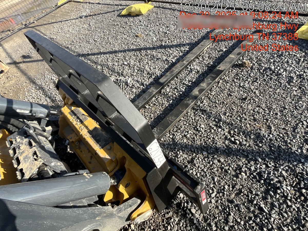 2025 ARROW MATERIAL HANDLING 72" Pallet Forks - Arrow