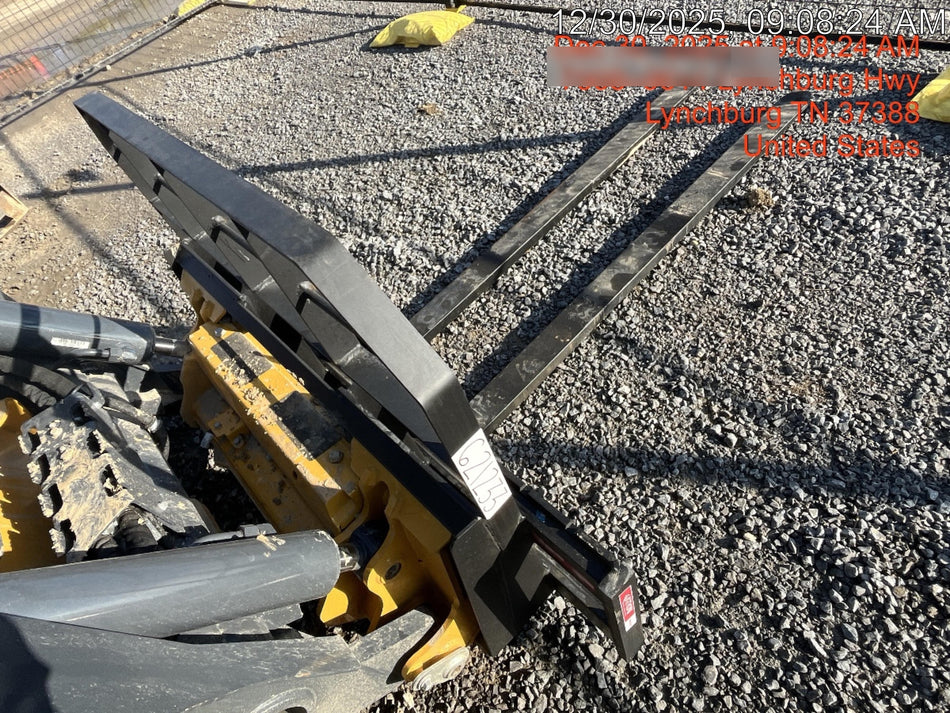 2025 ARROW MATERIAL HANDLING 72" Pallet Forks - Arrow