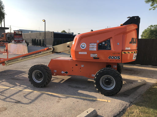 2020 JLG 400S