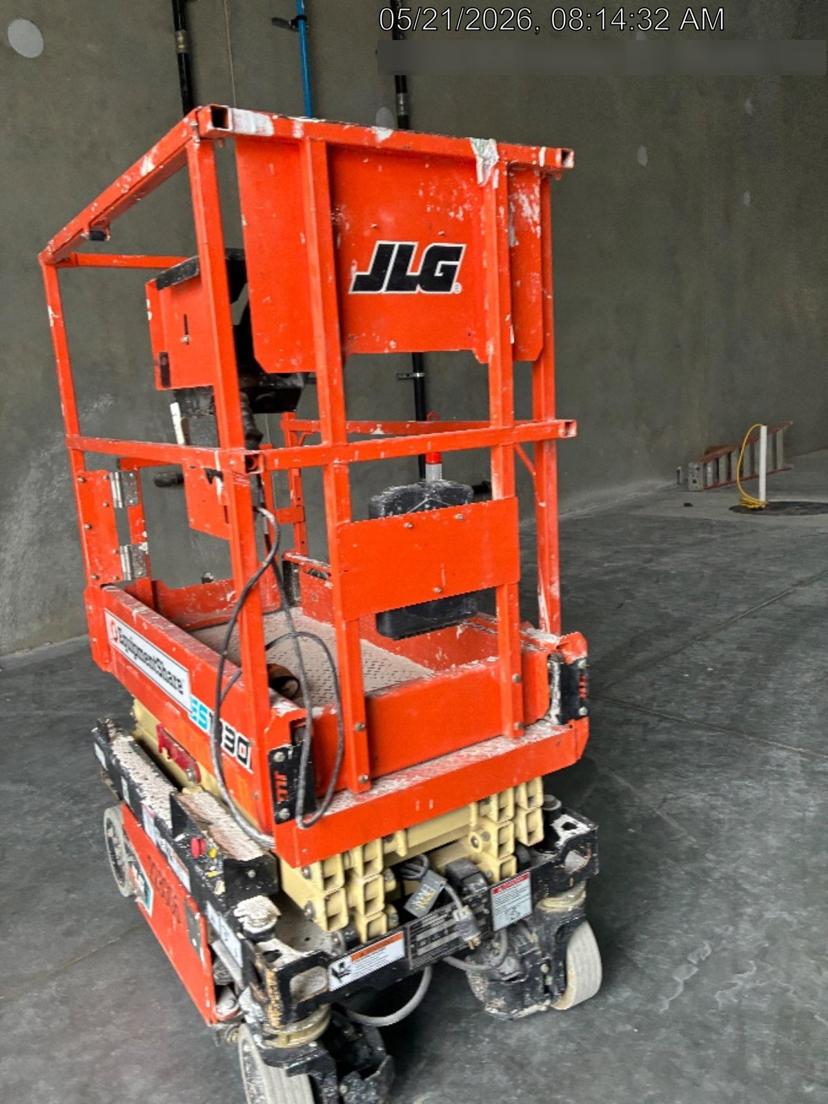 2022 JLG ES1330L