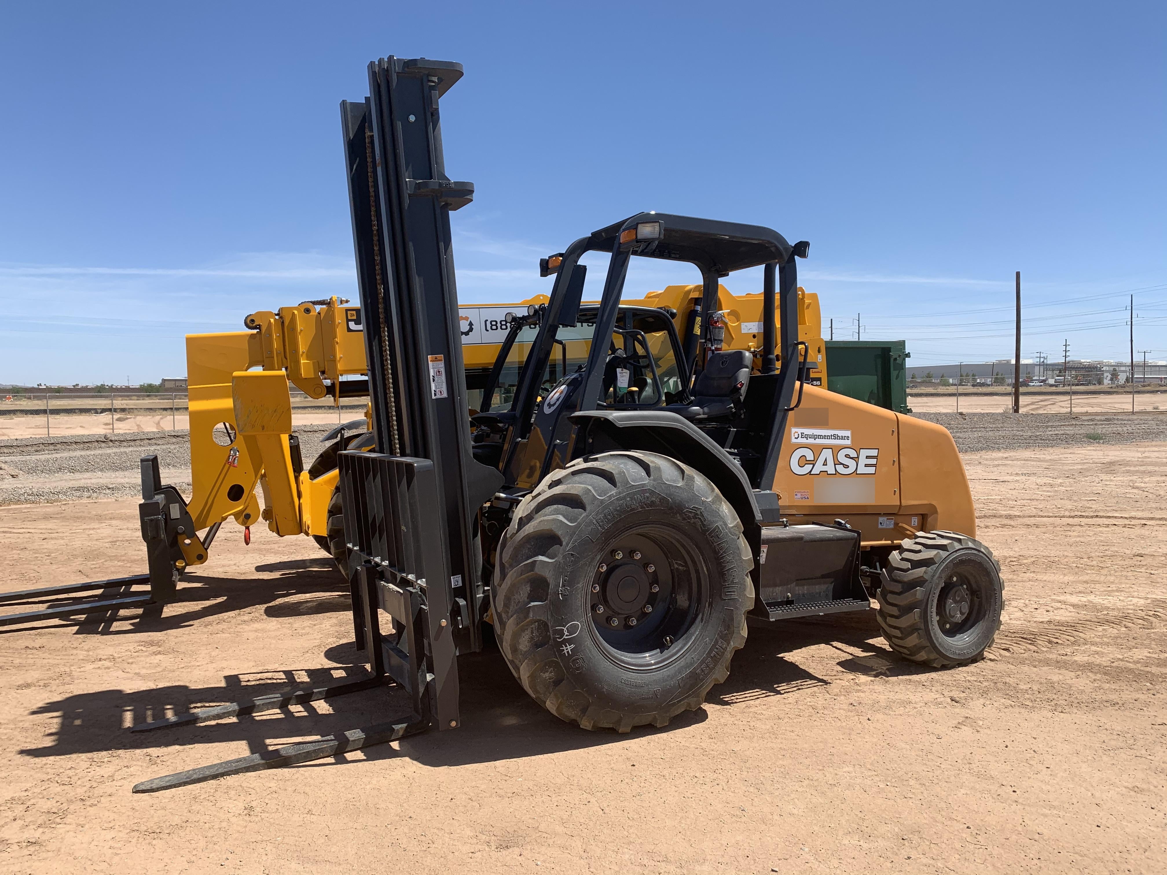 2019 CASE 588H