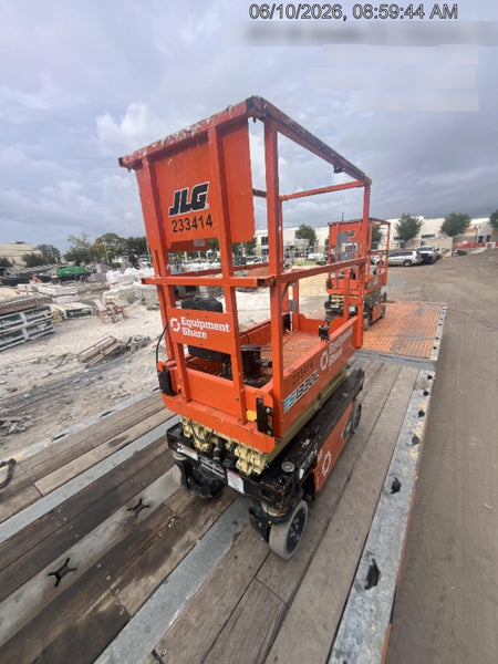 2022 JLG ES1330L