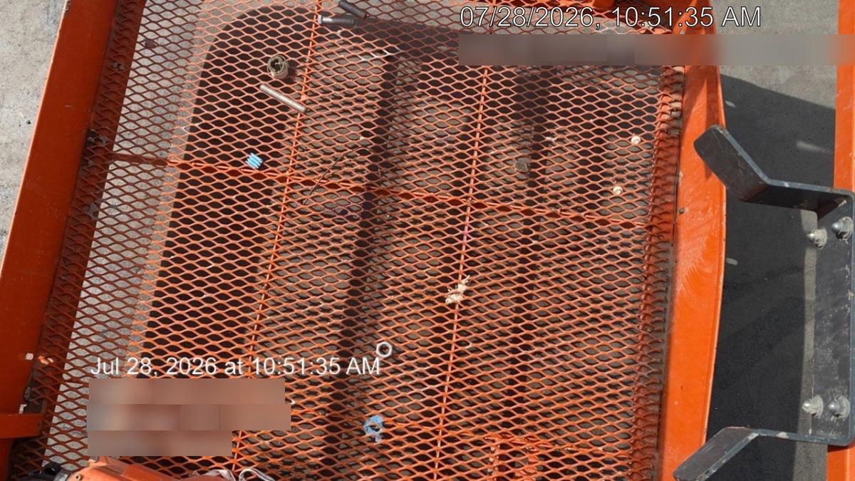 2023 JLG 660SJ