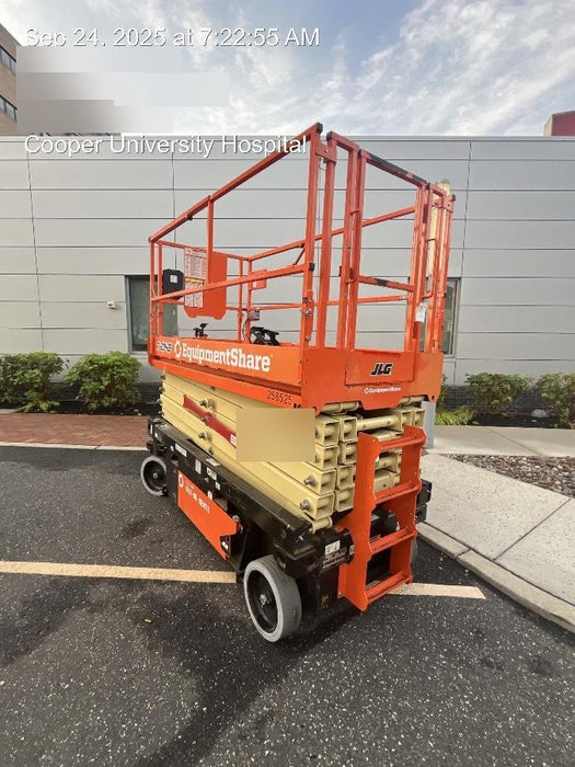 2022 JLG R4045