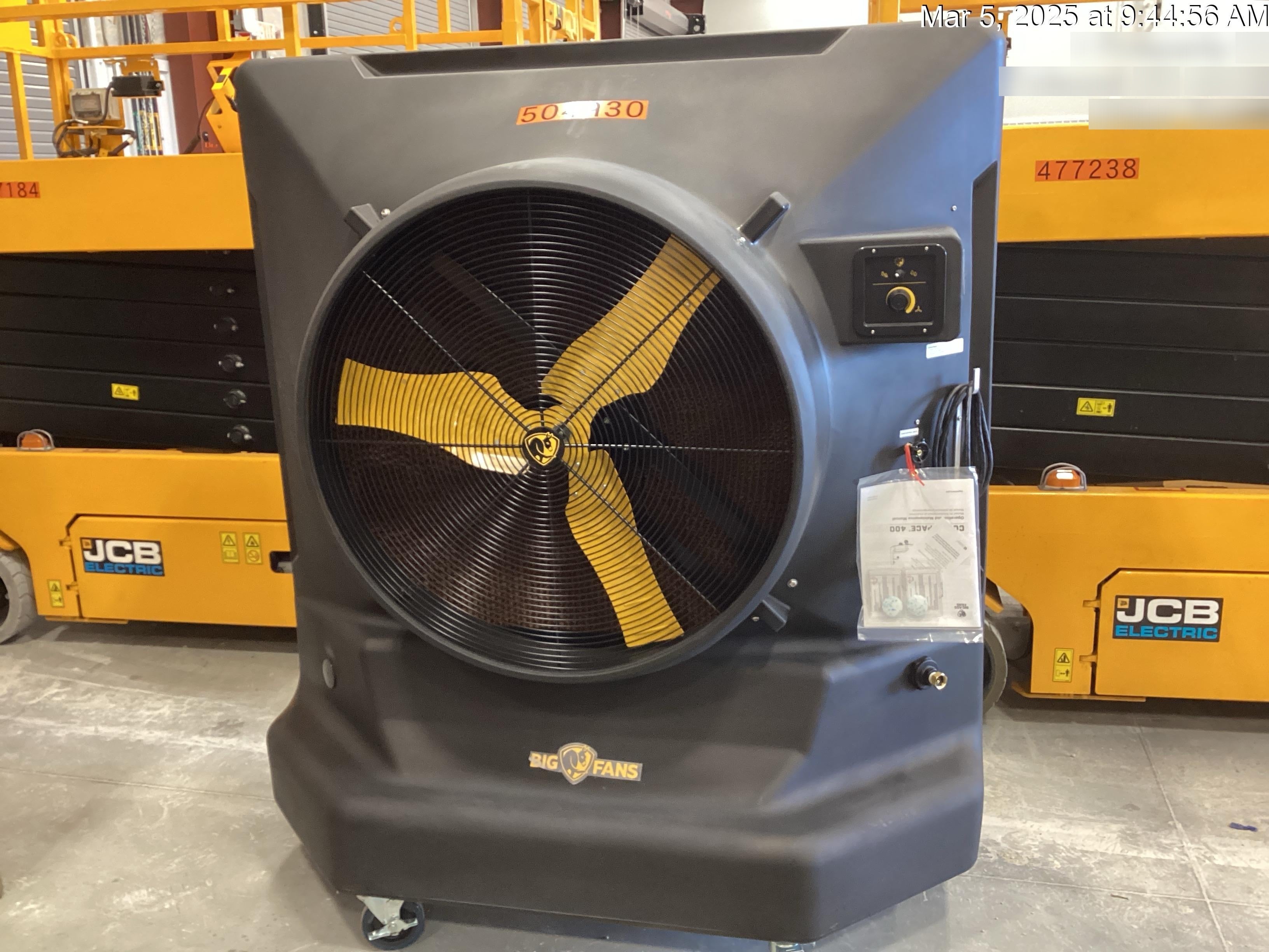 2025 BIG ASS FANS Cool Space 400