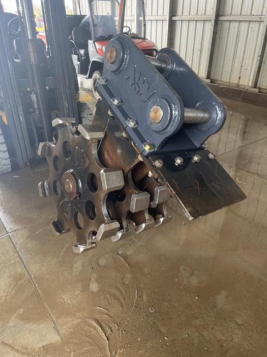 2021 PALADIN 24" Compaction Wheel