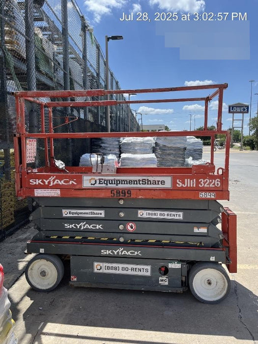 2017 Skyjack SJIII-3226 Skyjack SJ3226, Trojan Battery Set, Extended Warranty 5yr/5k hr