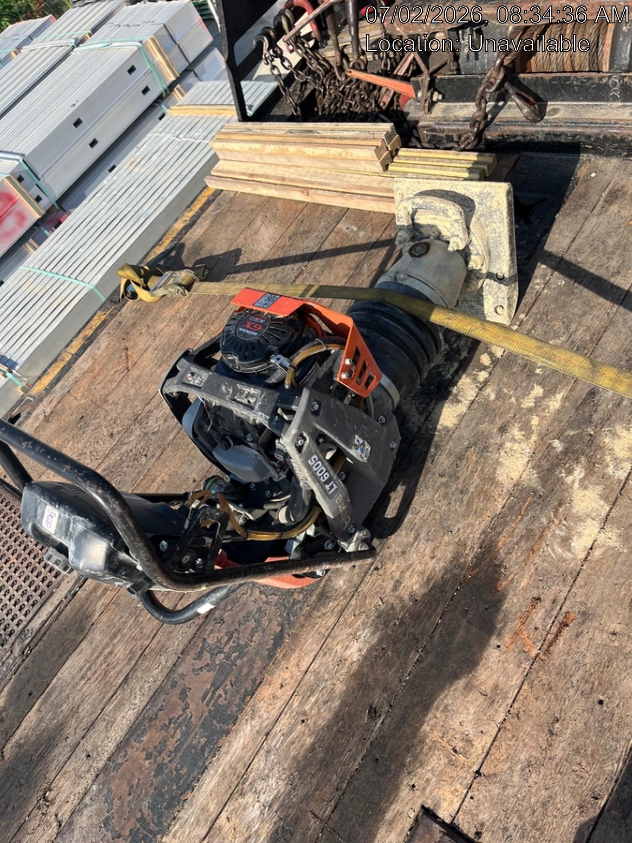 2025 HUSQVARNA LT6005